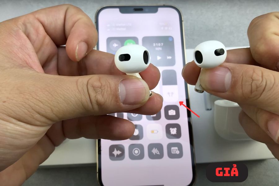 AirPods kết nối giả