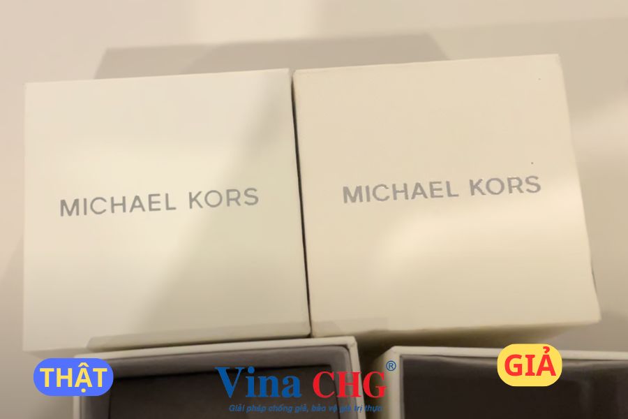 Vỏ hộp đồng hồ Michael Kors trắng thật giả