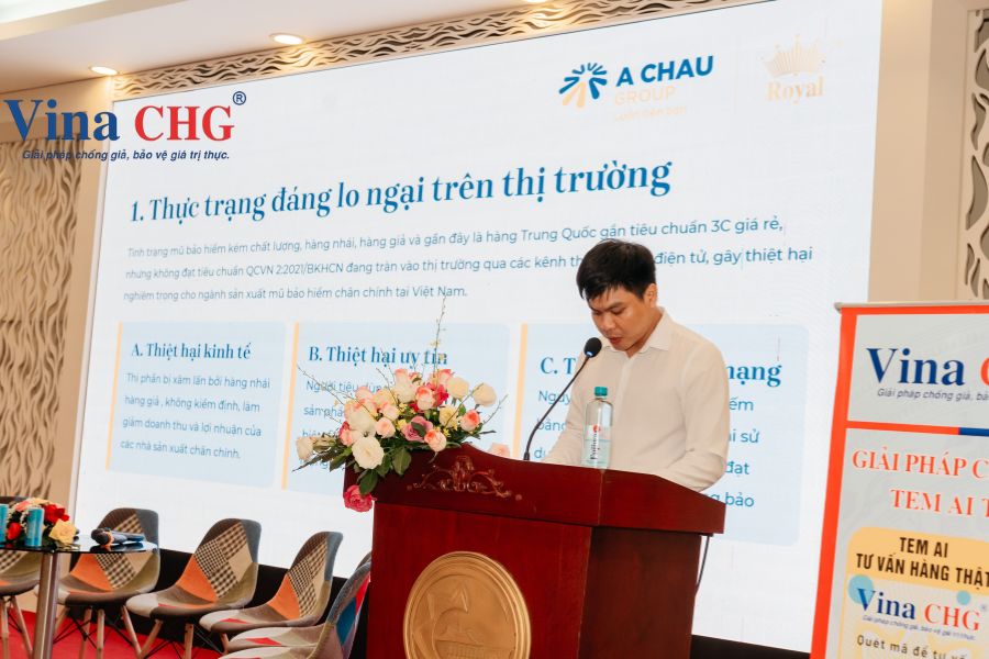 Ông Nguyễn Văn Thịnh phát biểu