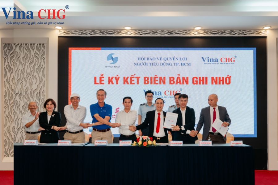 Lễ ký kết biên bản ghi nhớ Vina CHG