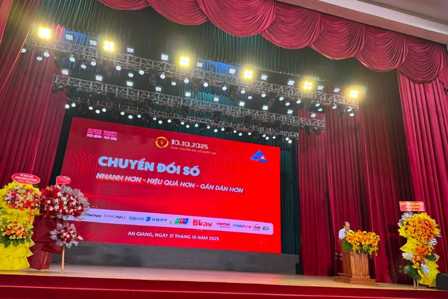 Sự kiện chuyển đổi số tại An Giang mà Vina CHG tham gia