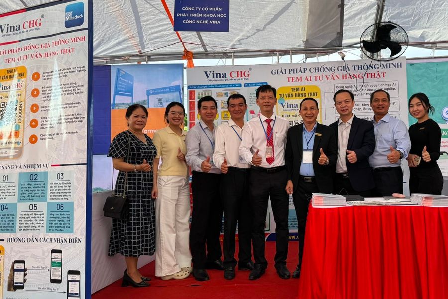 Khu vực trưng bày của Vina CHG tại triển lãm