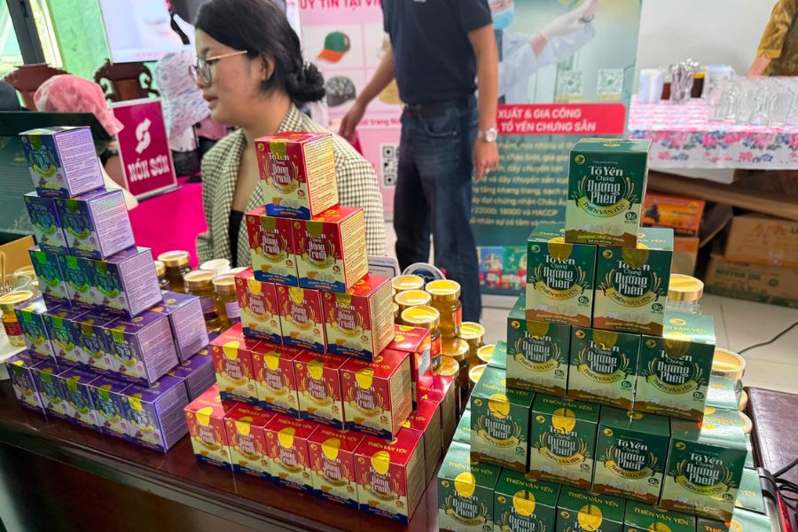 Hình ảnh buổi hội thảo An Giang do Vina CHG tổ chức