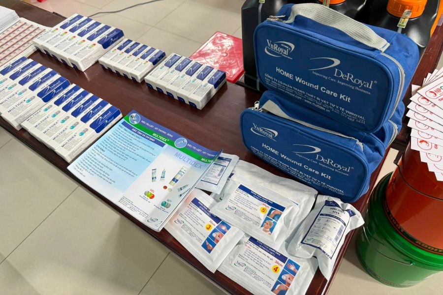 Gian hàng VnRoyal tại hội thảo