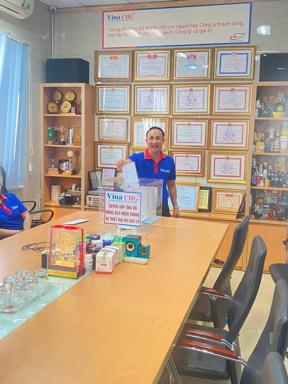 Tổng giám đốc Vina CHG bỏ tiền đóng góp