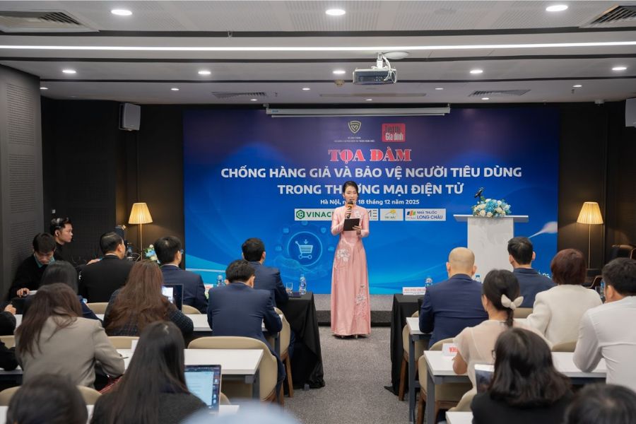 Toàn cảnh buổi tọa đàm