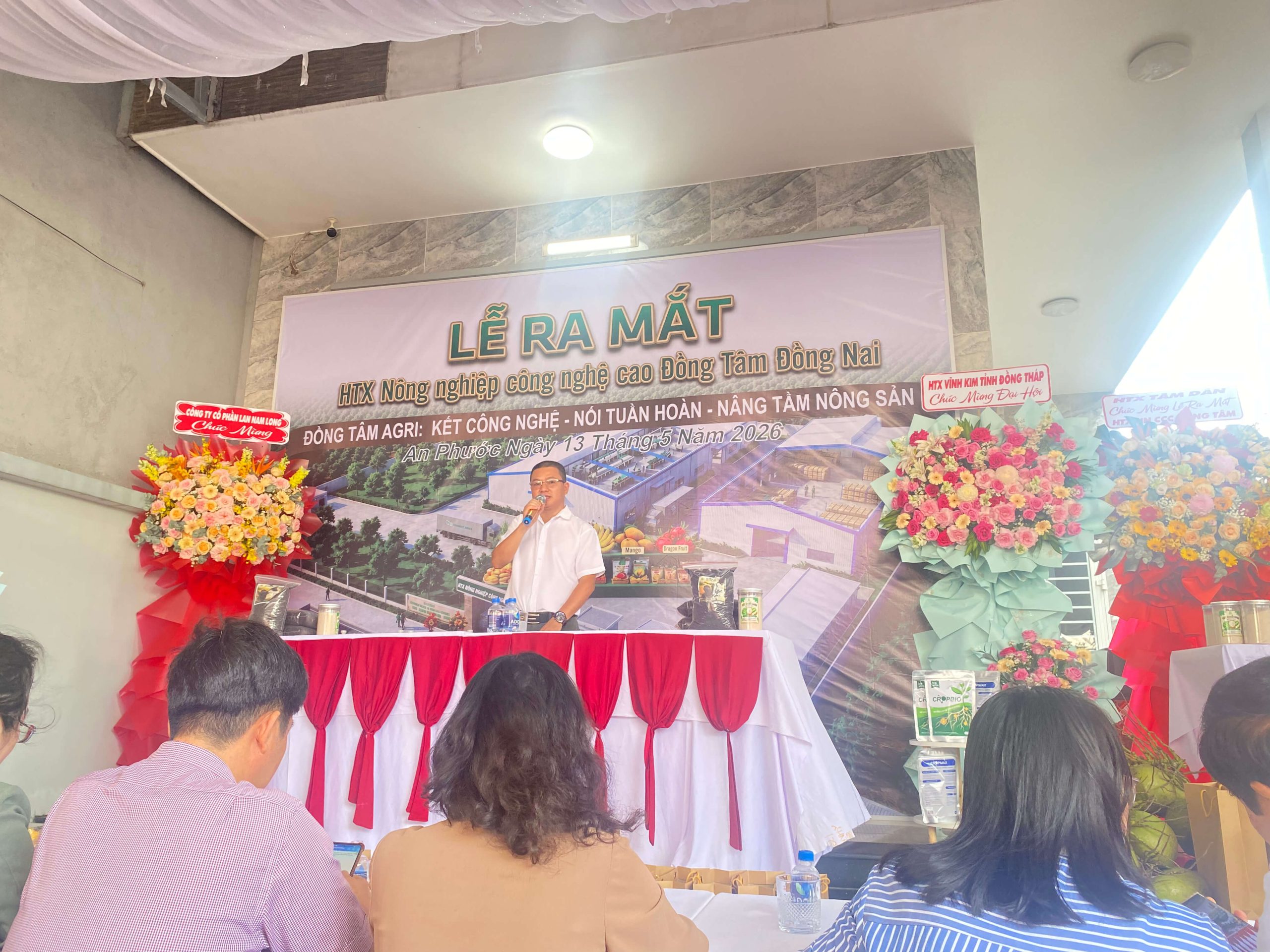 Ông Nguyễn Văn Lưu - Chủ tịch hội đồng quản trị Hơp tác xác phát biểu trong buổi lễ ra mắt